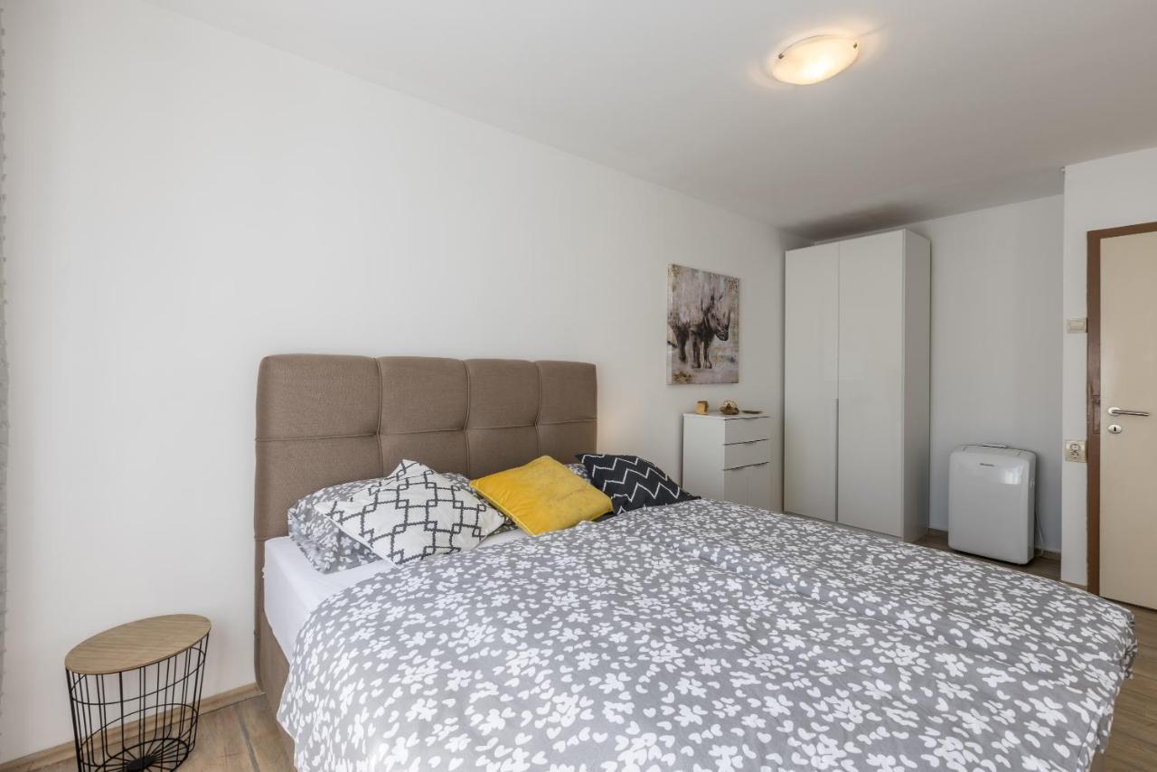 Sunny City Apartment Сплит Екстериор снимка
