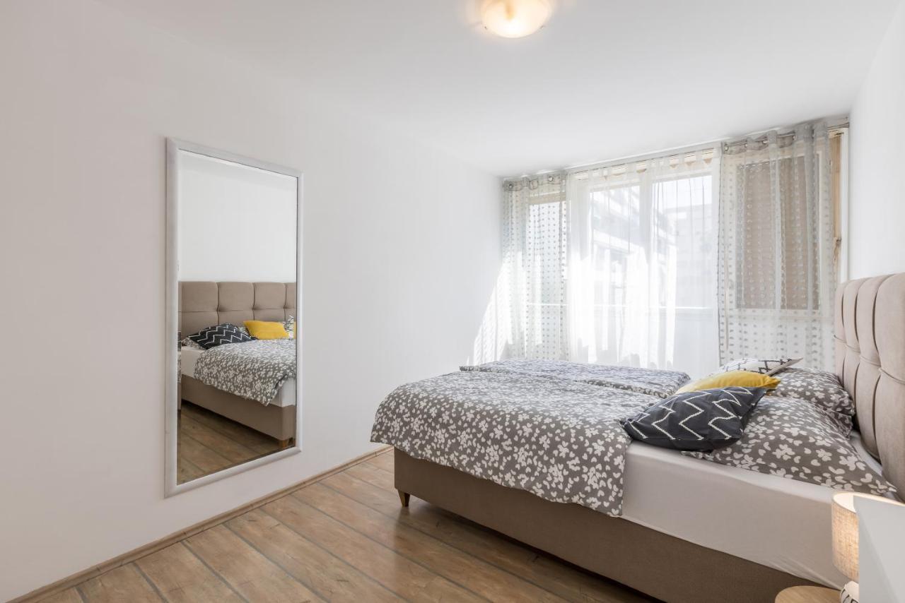 Sunny City Apartment Сплит Екстериор снимка